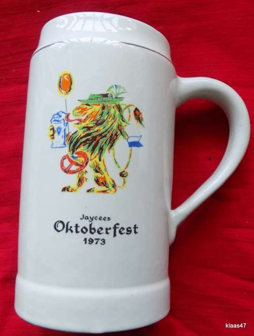 OKTOBERFEST  JAYCEES  1973 TANKARD MADE BY NORBEL POT. SALISBURY RHODESIA (WHITE)