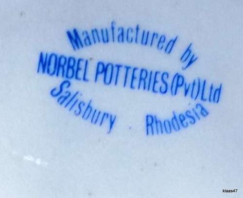 OKTOBERFEST  JAYCEES  1973 TANKARD MADE BY NORBEL POT. SALISBURY RHODESIA (WHITE)