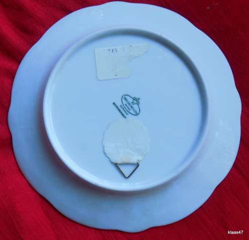 DECORATIVE PLATE  - AUSTRIA  -  TIRSCHENREUTH BAVARIA GERMANY