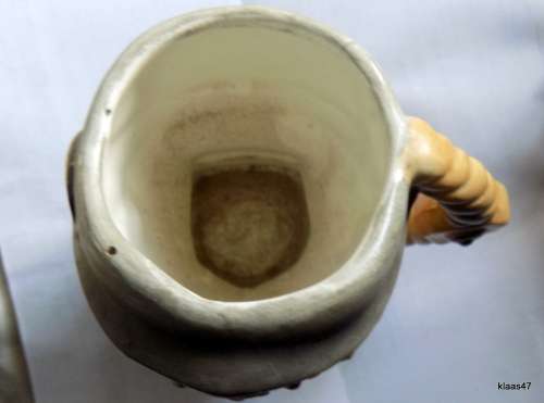 VINTAGE CHARACTER MUG :  NO MAKERS MARKS