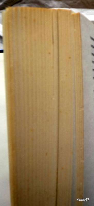 BORDUUR WOORDEBOEK/DICTIONARY OF EMBROIDERY  HARDCOVER 1972