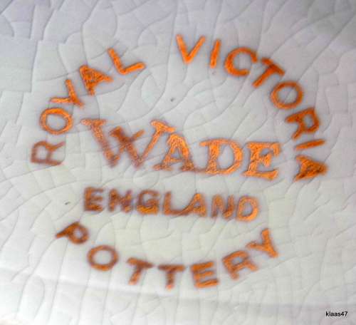 VINTAGE WADE ROYAL VICTORIA GIN DECANTER