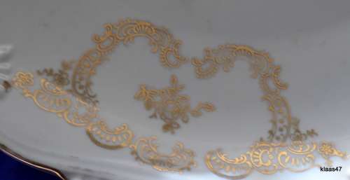 LARGE SERVING PLATTER - FLORAL DESIGN -  - NO MAKERS MARK