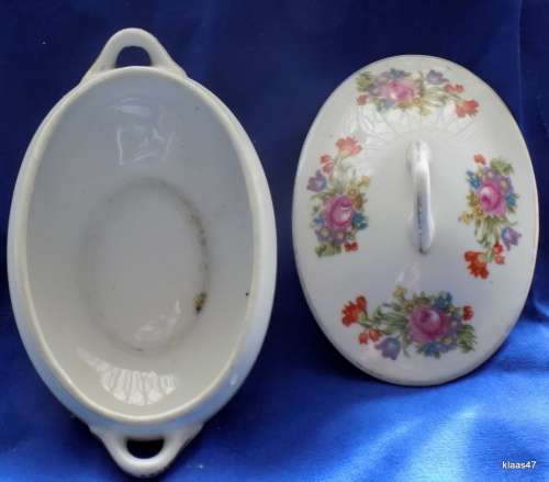 SMALL OVAL SERVING DISH WITH LID MARKED SHIMOKATA OCCUPIED JAPAN