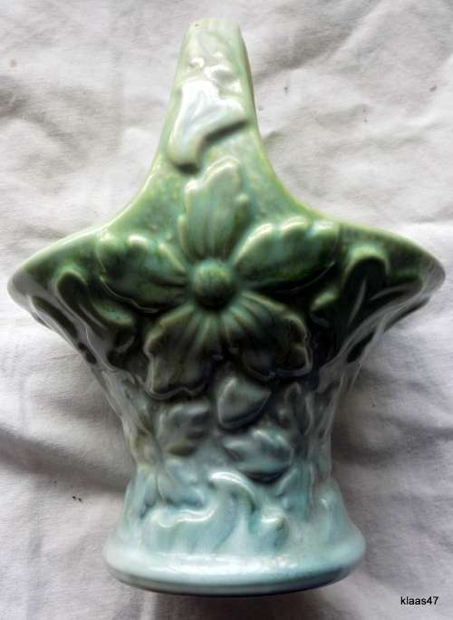 Vintage Sylvac No 1780 Basket vase