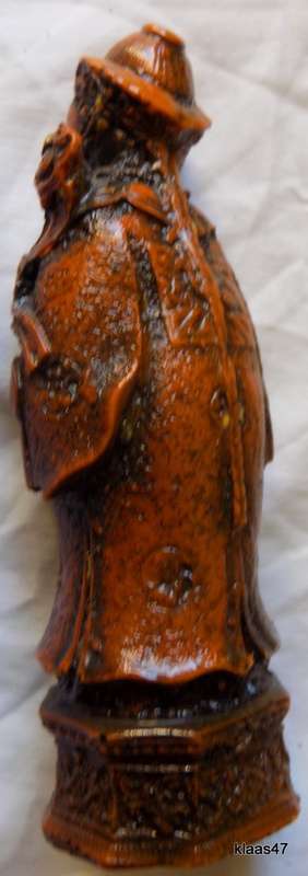 RESIN FIGURINE - ORIENTAL -
