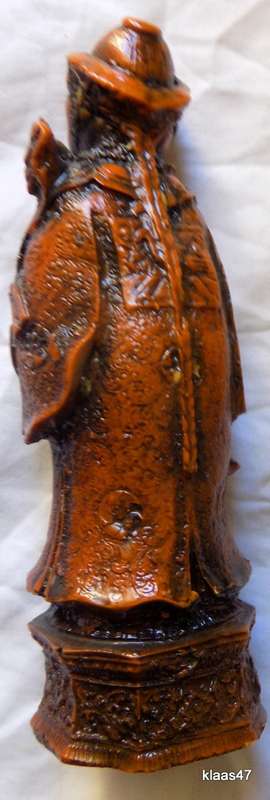 RESIN FIGURINE - ORIENTAL -