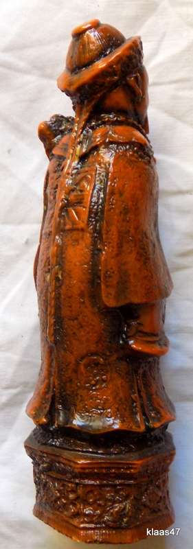 RESIN FIGURINE - ORIENTAL -