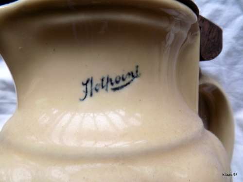 Rare Vintage Hotpoint Electric Jug Kettle Australian Bakelite Lid