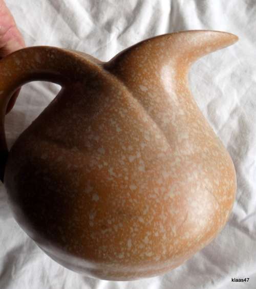 BRENTLEIGH SAMARA WARE ENGLAND ORNAMENTAL VASE JUG