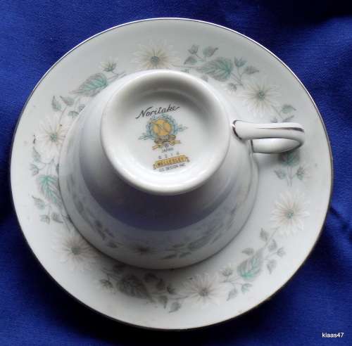 VINTAGE NORITAKE WELLESLEY TEA DUO Comes With A Side Plate That Has A Small Chip