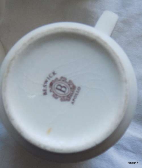 Beswick Apollo Coffee set - Coffee pot, milk jug, sugar bowl, 6 cups but only 5 saucers