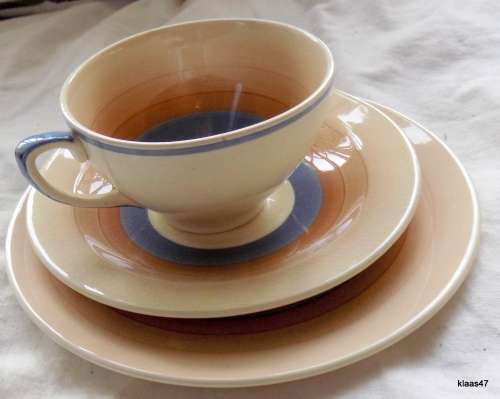Susie Cooper Wedding Ring Pattern Trio in Tan and Blue
