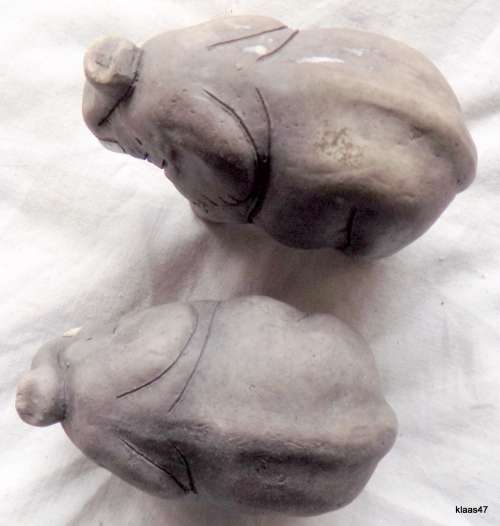 2 ELEPHANT ORNAMENTS - HANDMADE IN SOUTH AFRICA