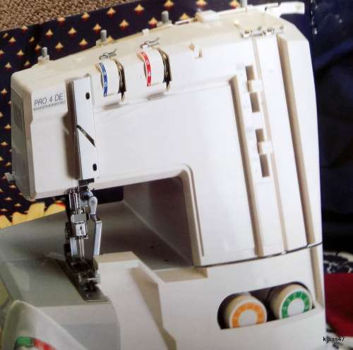 Soft Furnishing With Your Overlocker - Linette Maritz - Paperback 1993