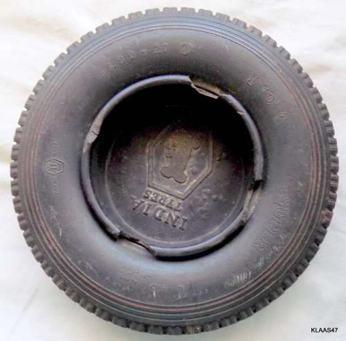 Vintage India tyre ashtray with Bakelite original inner