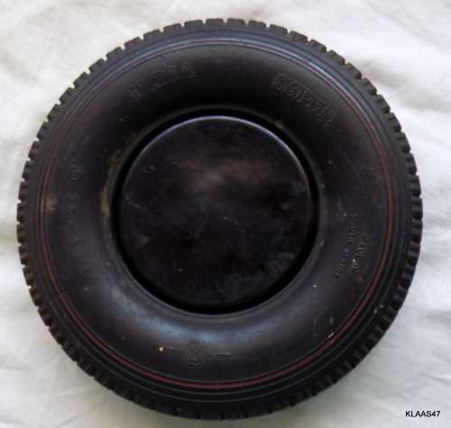 Vintage India tyre ashtray with Bakelite original inner