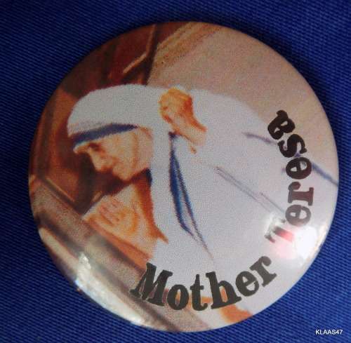 MOTHER THERESA - LAPEL BADGE -
