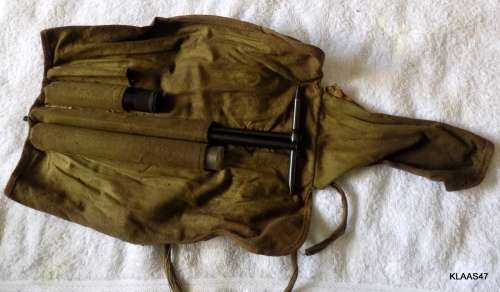 SADF RIFLE CLEANING KIT - INCOMPLETE