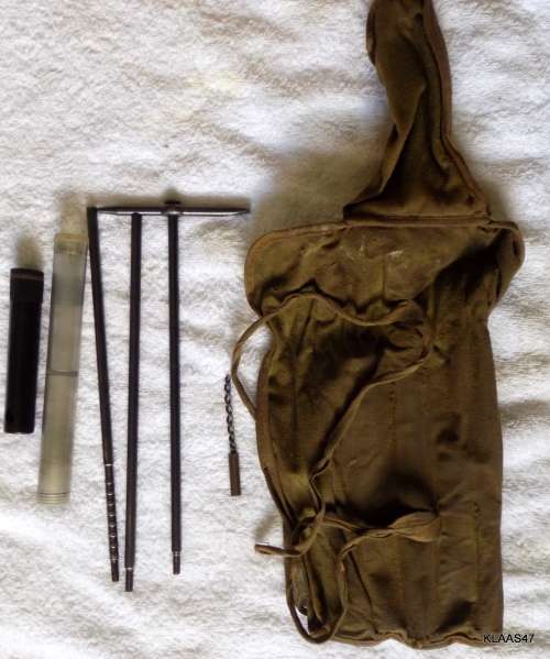 SADF RIFLE CLEANING KIT - INCOMPLETE