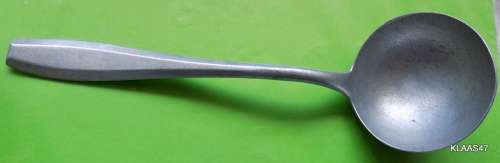 VINTAGE - ALUMINIUM METAL - KITCHEN SPOON/SOUP LADLE - 24cm Long