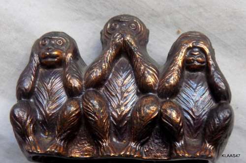 Vintage - 3 Monkeys - Metal (Hear no Evil, Say no Evil, See no Evil)