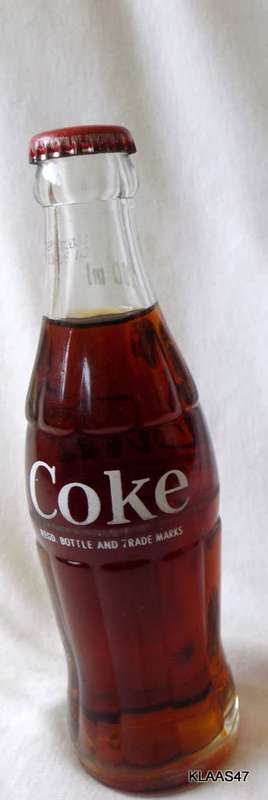 COCA-COLA 200ml BOTTLE - SEALED - 2002 (on cap)