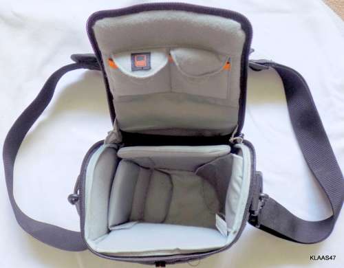 Lowepro - Camera Bag - Apex 110AW - Black and blue