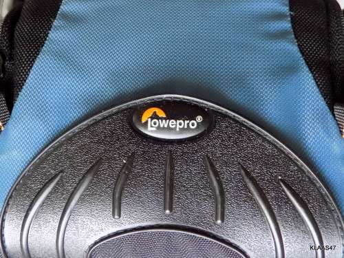 Lowepro - Camera Bag - Apex 110AW - Black and blue
