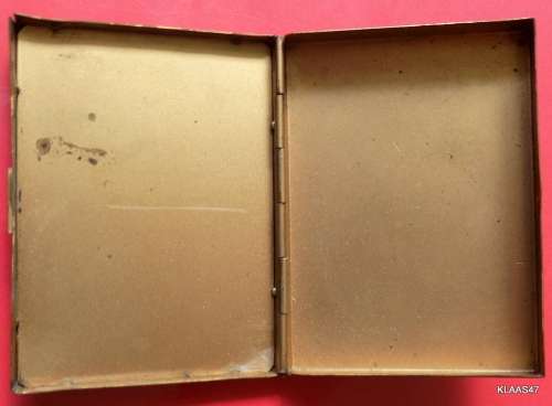 Small metal box  - Enamel edge around picture is chipped