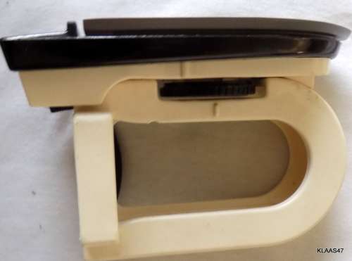 Tourist Hottop Model KN-72 Mini Dual Voltage Travel Iron