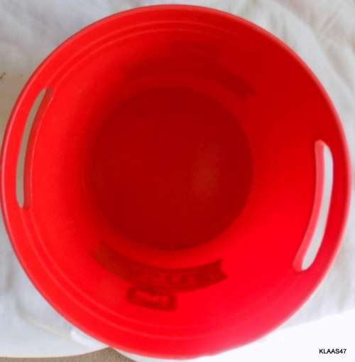 PLASTIC CASTLE LAGER ICE BUCKET