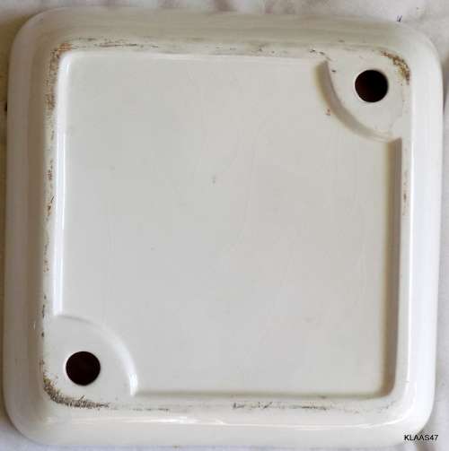 Flat Square Porcelain Bowl in Blue and White