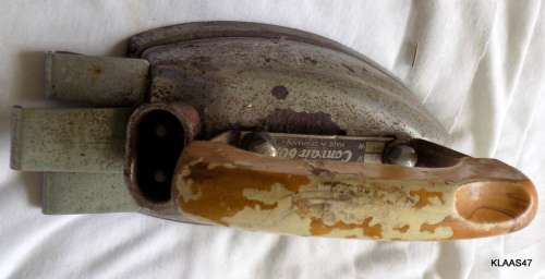 Vintage - Convair  601 electric iron - Made in Germany - Wooden Handle  (working - no cord supplied)