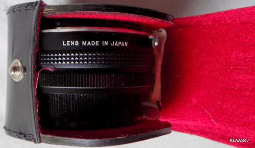 Vintage Sun`s Auto 2x Model KF Telephoto Tele Converter lens + caps Retro Zoom SLR camera