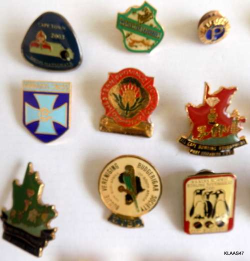 17 Bowling Club and Tournament Badges (see pictures)