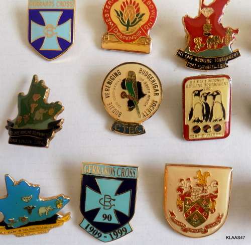 17 Bowling Club and Tournament Badges (see pictures)