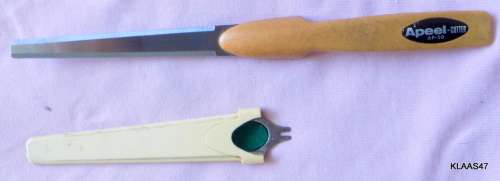 APEEL-CUTTER AP-50 - JAPAN -( paper-knife, seal peel)
