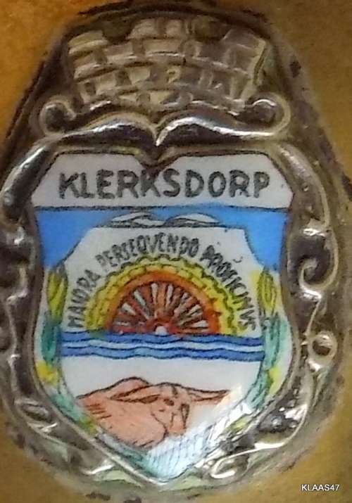 2 SERVIETTE RINGS - EPNS (RUBBED OFF) - KLERKSDORP CREST