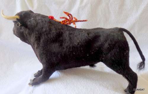 Genuine Spanish Bull - Fighting Souvenir - hard plastic and hair -