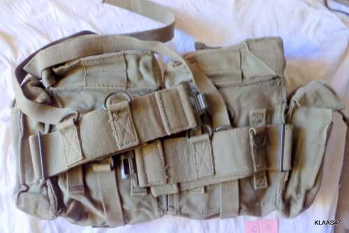 SADF : BELT with 2 POUCHES attached. (2 kidney pouches with 2 magazine pouches on each)