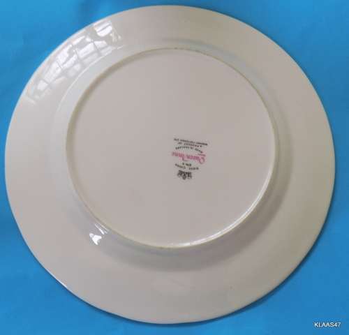 VINTAGE RIDGWAY POTTERIES QUEEN ANNE FINE BONE CHINA SAUCER AND PLATE B964