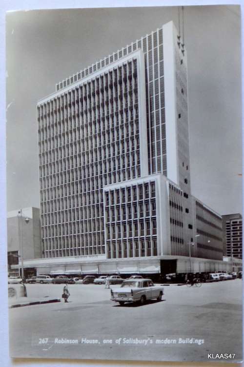 Black and White Post Card - 267 Robinson House, one of Salsbury`s modern Buildings