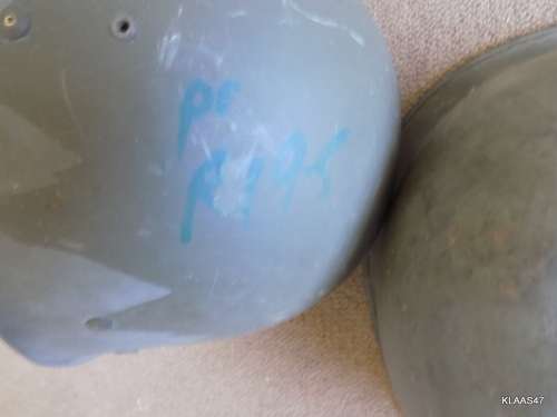 Helmet - SADF - Staaldak en Mosdop - see pictures.