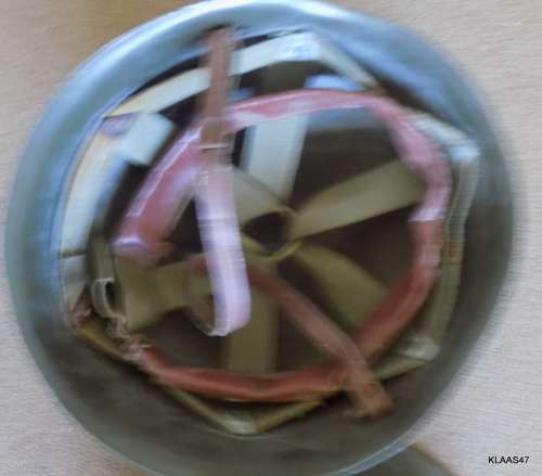 Helmet - SADF - Staaldak en Mosdop - see pictures.