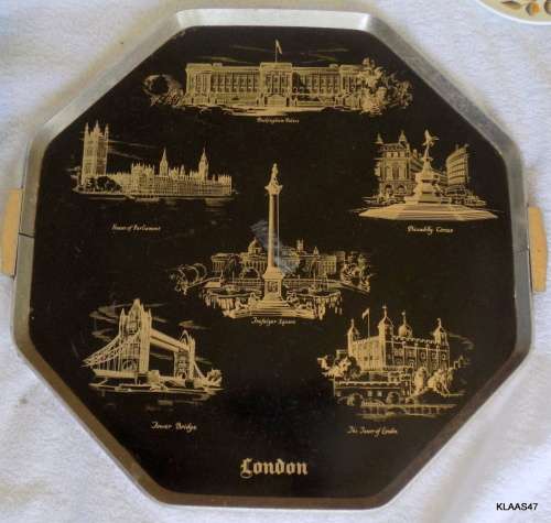 ALLUMINIUM  TRAY : SCENES OF  LONDON PLEASE LOOK AT ALL THE SCRATCHES     SEE  PIC