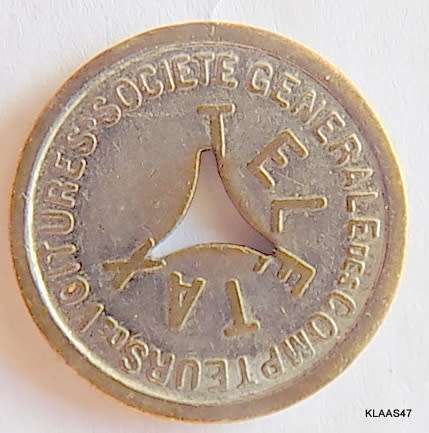 TELETAX - France - Telephone Token - large triangular hole, non magnetic