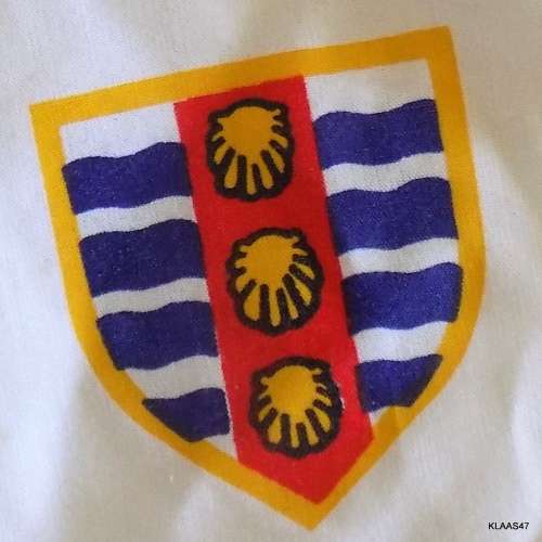 WHITE POLYESTER/COTTON MENS SHIRT WITH EMBLEM ON POCKET