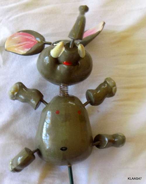 Elephant Garden Ornament - comes with metal stick.