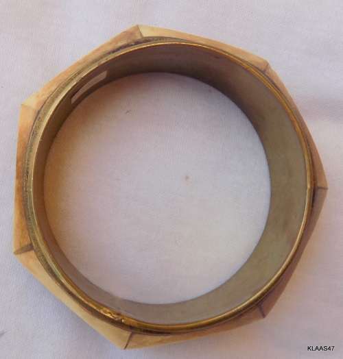 VINTAGE - BRASS BRACELET -